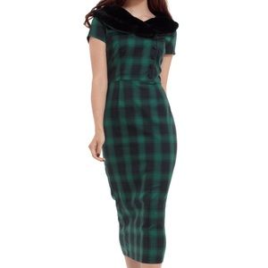 Voodoo Vixen green pencil dress with fur collar